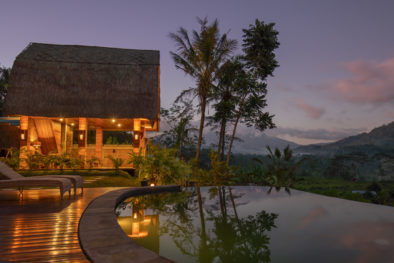 Evening views onto Mt. Agung over the infinity pool of the holiday accommodation in Sidemen - Villa Uma Dewi Sri